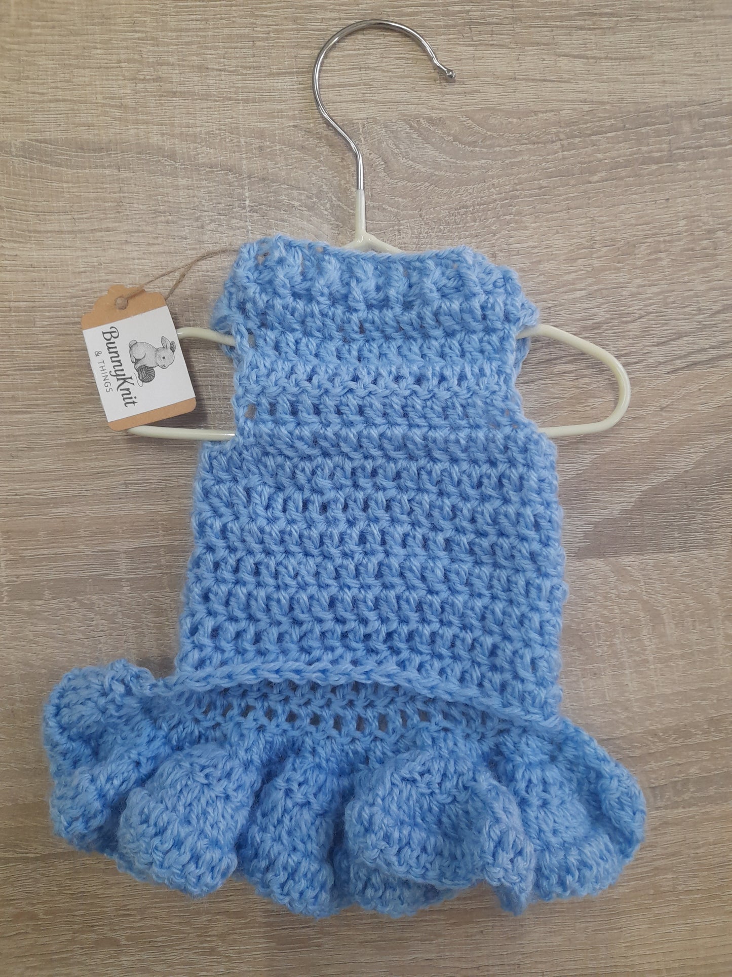 BunnyKnit & Things рокля за декоративно зайче ръчно изработена размер S