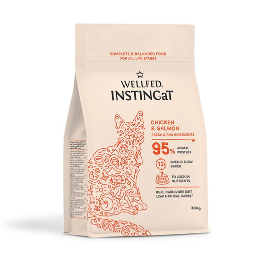 Wellfed InstinCaT Chicken & Salmon бавно изпечена на фурна суха храна за котки с Пилешко и Сьомга 300г